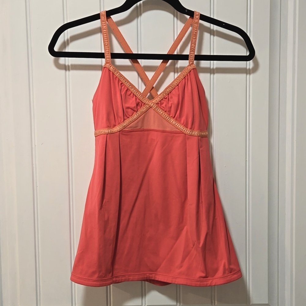 Lululemon tank
